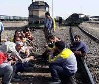 کارگران نگهداری خطوط راه‌آهن در سیستان و بلوچستان: در شرایط دشوار کاری ما را از مزایای حقوقی محروم کرده‌اند